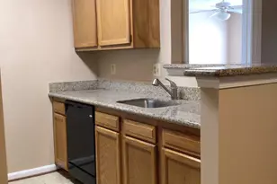 8941 Town Center Cir, Largo, MD 20774 - Photo 8