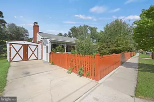 1932 Lebanon St, Hyattsville, MD 20783 - Photo 2