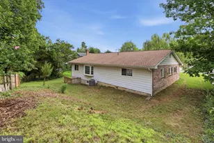 7902 Claudia Dr, Oxon Hill, MD 20745 - Photo 40