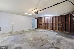 7902 Claudia Dr, Oxon Hill, MD 20745 - Photo 30