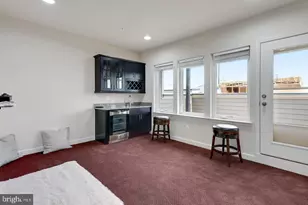 520 Harborview Dr, Oxon Hill, MD 20745 - Photo 26