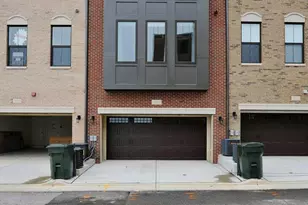 520 Harborview Dr, Oxon Hill, MD 20745 - Photo 2