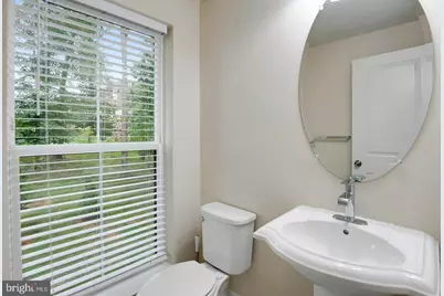 520 Harborview Drive, Oxon Hill, MD 20745 - Photo 14