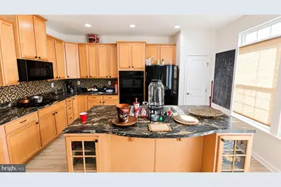 610 Chance Place, Capitol Heights, MD 20743 - Photo 8