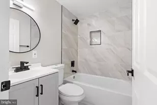 1709 Dutch Village Dr, Landover, MD 20785 - Photo 14