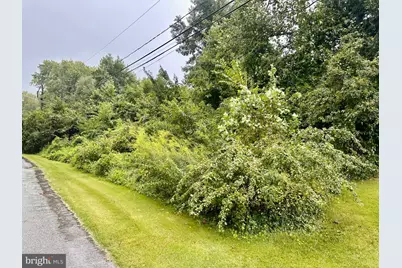 5620 Park Drive, Bowie, MD 20715 - Photo 2