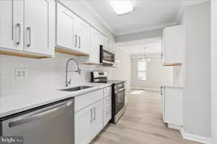15644 Millbrook Ln, Laurel, MD 20707 - Photo 18