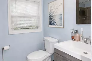 6804 Marianne Dr, Suitland, MD 20746 - Photo 8