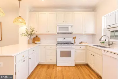 4548 Longfellow Street, Hyattsville, MD 20781 - Photo 8