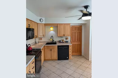 5201 Oahu Court, Temple Hills, MD 20748 - Photo 22