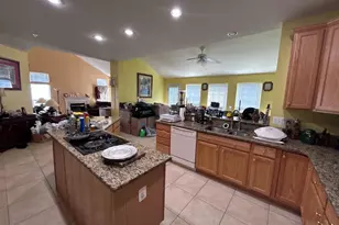10305 Brightfield Ln, Upper Marlboro, MD 20772 - Photo 2
