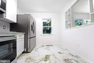 6431 Entwood Ct, Fort Washington, MD 20744 - Photo 4