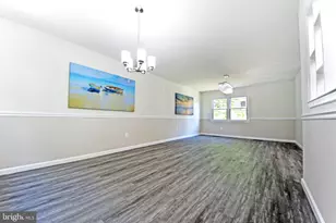 6431 Entwood Ct, Fort Washington, MD 20744 - Photo 2