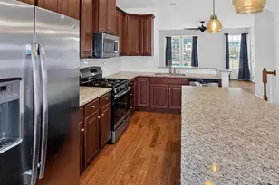 5363 S Center Dr, Greenbelt, MD 20770 - Photo 12