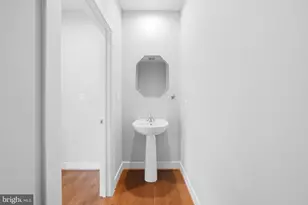 5601 Lustine St, Hyattsville, MD 20781 - Photo 18