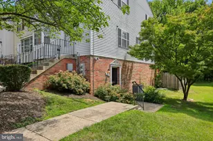 15049 Cherrywood Dr, Laurel, MD 20707 - Photo 2