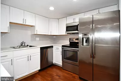 10110 Campus Way S #304, Upper Marlboro, MD 20774 - Photo 8