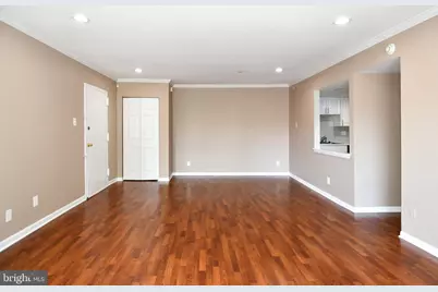 10110 Campus Way S #304, Upper Marlboro, MD 20774 - Photo 4