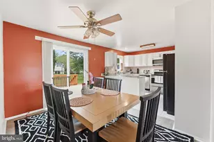 7518 Dover Ln, Lanham, MD 20706 - Photo 14