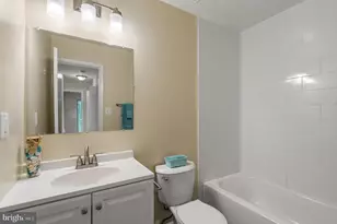 8131 Bird Ln, Greenbelt, MD 20770 - Photo 24