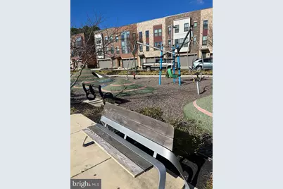 4770 Towne Square Boulevard, Suitland, MD 20746 - Photo 28