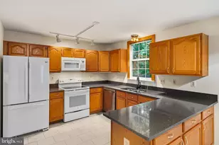 13408 Katrinka Dr, Bowie, MD 20720 - Photo 12