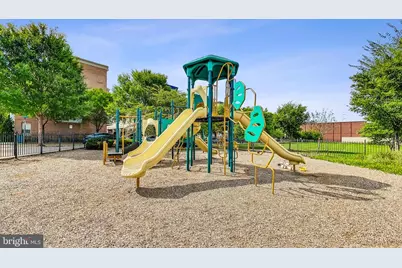4400 Longfellow Street, Hyattsville, MD 20781 - Photo 36