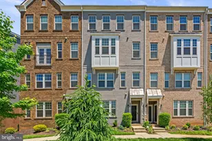 2708 Duvall Ridge Rd, Landover, MD 20785 - Photo 2