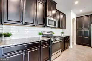 15320 Governors Park Ln, Upper Marlboro, MD 20772 - Photo 18