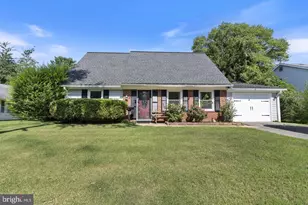 2914 Stonybrook Dr, Bowie, MD 20715 - Photo 1