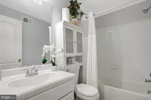 4905 Faith Crossing Ct, Temple Hills, MD 20748 - Photo 16