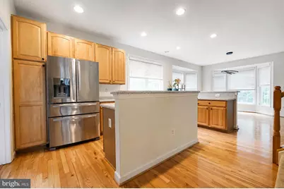 10225 Everley Terrace, Lanham, MD 20706 - Photo 18