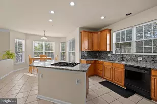 10006 Enford Ct, Lanham, MD 20706 - Photo 30