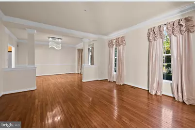 10006 Enford Court, Lanham, MD 20706 - Photo 8