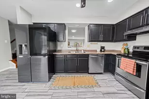 9303 Frensham Ct, Laurel, MD 20708 - Photo 8
