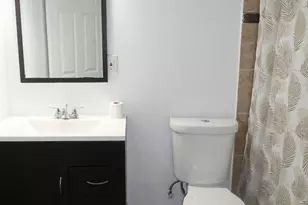 3213 Valley Forest Dr, Upper Marlboro, MD 20772 - Photo 2