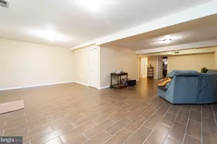 9217 Hobart St, Springdale, MD 20774 - Photo 18