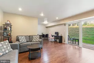 7529 Riverdale Rd, New Carrollton, MD 20784 - Photo 2