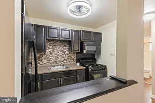 7529 Riverdale Rd, New Carrollton, MD 20784 - Photo 10