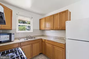 7744 Bender Rd, Landover, MD 20785 - Photo 8