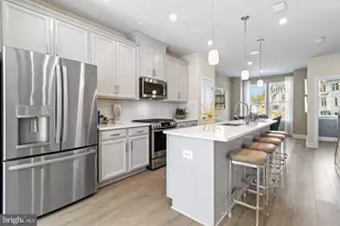10937 Wheat Berry Dr, Upper Marlboro, MD 20774 - Photo 2