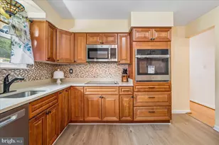 5309 Acorn Dr, Temple Hills, MD 20748 - Photo 10