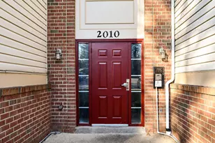 2010 Alice Ave, Oxon Hill, MD 20745 - Photo 2