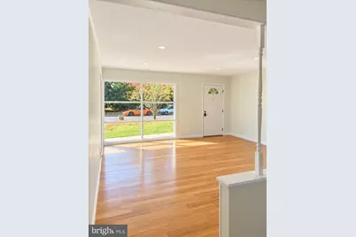 4 Lakecrest Circle, Greenbelt, MD 20770 - Photo 2