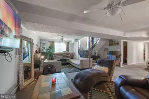 8916 Trubador Dr, Clinton, MD 20735 - Photo 18
