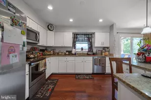 8916 Trubador Dr, Clinton, MD 20735 - Photo 6