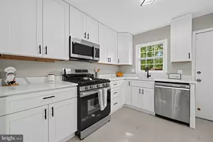 118 Greenhill Rd, Greenbelt, MD 20770 - Photo 10