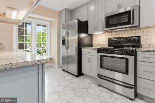 14019 Chestnut Ct, Laurel, MD 20707 - Photo 2