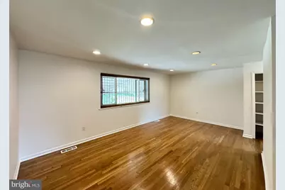 810 Booker Place, Capitol Heights, MD 20743 - Photo 4
