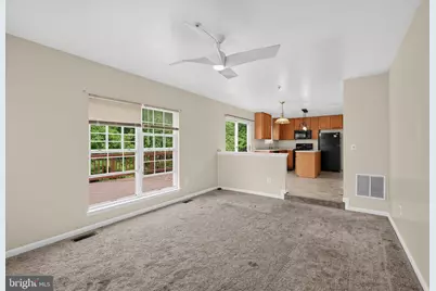 7100 Starboard Drive, District Heights, MD 20747 - Photo 10